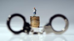 深富策略 重庆市委原常委、政法委原书记陆克华严重违纪违法被开除党籍和公职